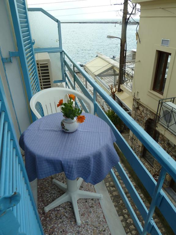 Hotel Dolphin Питагорио Стая снимка