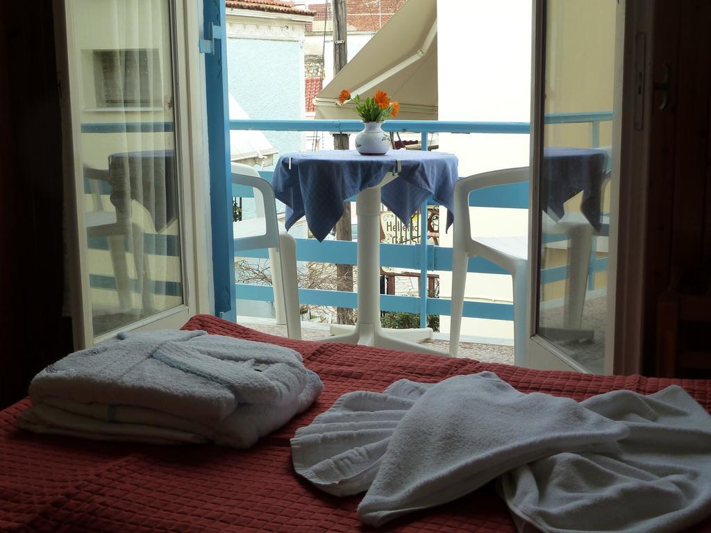 Hotel Dolphin Питагорио Стая снимка